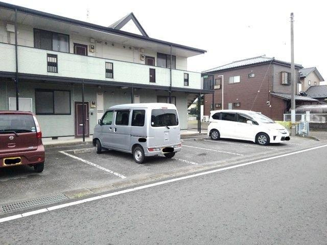 【駐車場】 | シャルマン