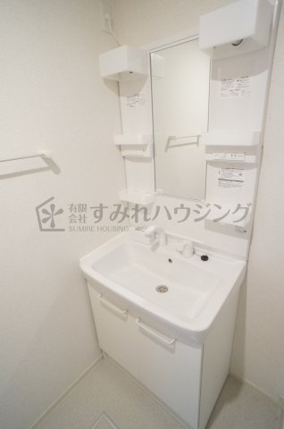 カーサ・ソーレの洗面所|参考、同建物・反転間取りの号室