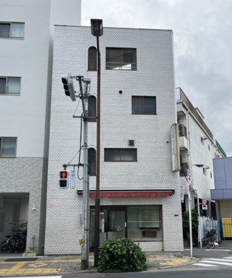 【外観】 | 北区田端新町　田端駅10分　店舗・事務所可 | 2方向道路ですので、視認性はとても良い！