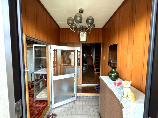 【玄関】 | 北見市朝日町４８番地２６５、４８番地２６４　中古売家