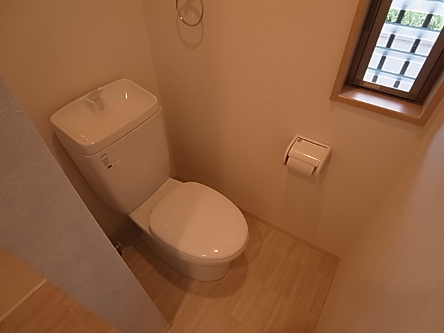 神戸市北区鈴蘭台南町６丁目のアパートのトイレ|トイレ