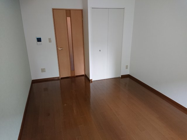 阿部松島マンションの居間・リビング