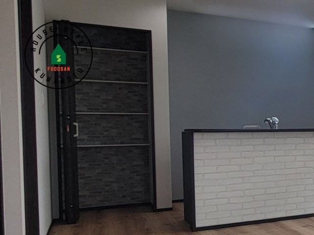 熊本市西区中原町第1-4棟（3号棟）の内観：施工例|収納には困りません。