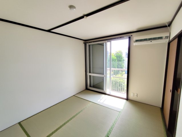 グローバルハウスの和室