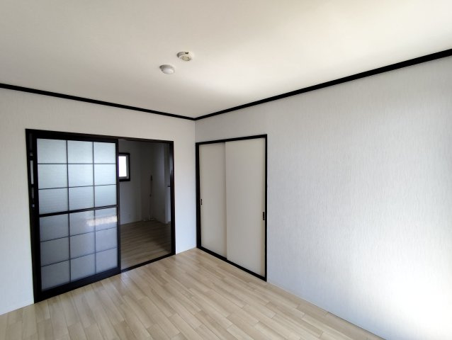 グローバルハウスの洋室