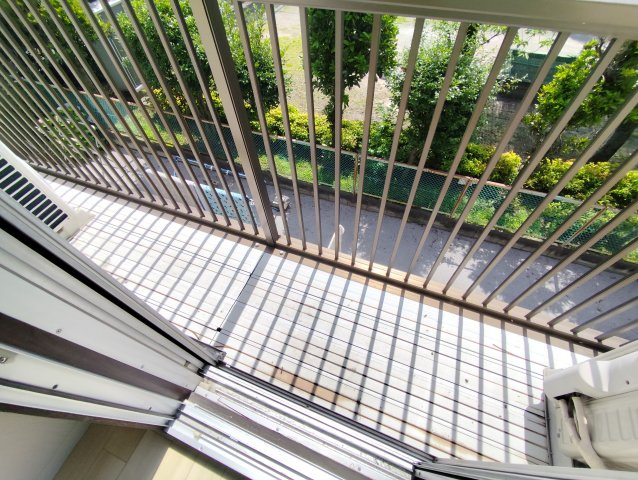 グローバルハウスのバルコニー