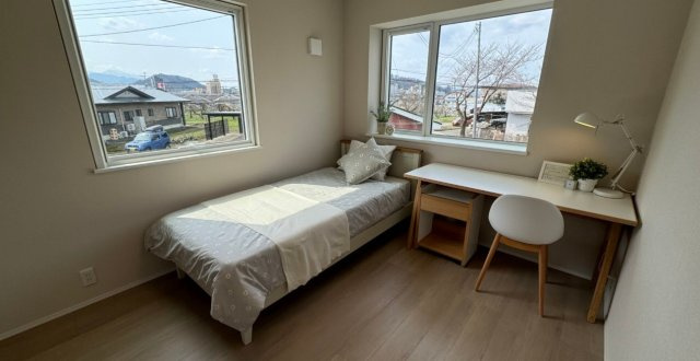 天童市山元字藤田1025番10　新築の洋室