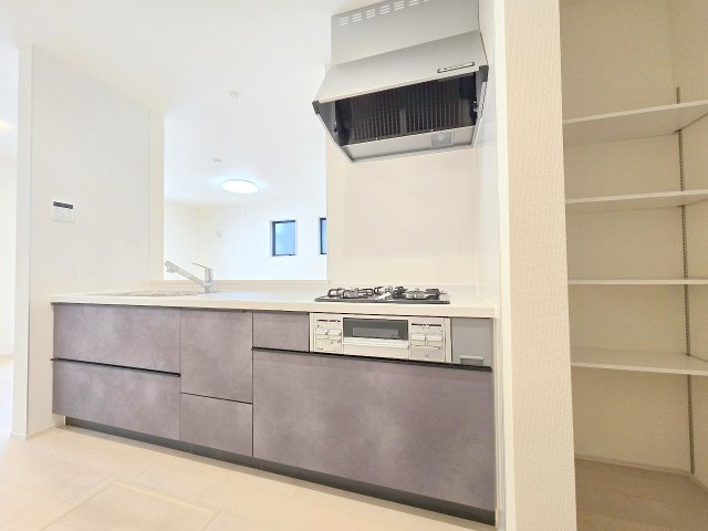 青梅市長淵３丁目　全７棟のキッチン