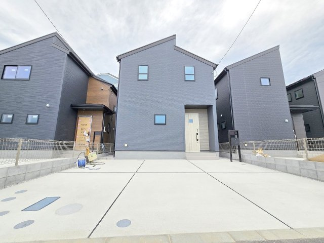 青梅市長淵３丁目　全７棟の外観