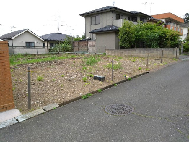 あきる野市牛沼　土地の前面道路含む現地写真