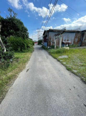 上原1丁目　売土地の前面道路含む現地写真