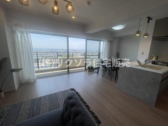 ディオフェルティ石切のダイニング|LDK14.7帖
■物件内覧・資金計画相談・住宅ローン相談、リフォーム相談、お問合せ受付中■
※当日・翌日のご内覧、ご相談はお電話でのお問合せがスムーズです！