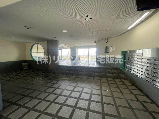 ディオフェルティ石切のエントランス|内部
■物件内覧・資金計画相談・住宅ローン相談、リフォーム相談、お問合せ受付中■
※当日・翌日のご内覧、ご相談はお電話でのお問合せがスムーズです！