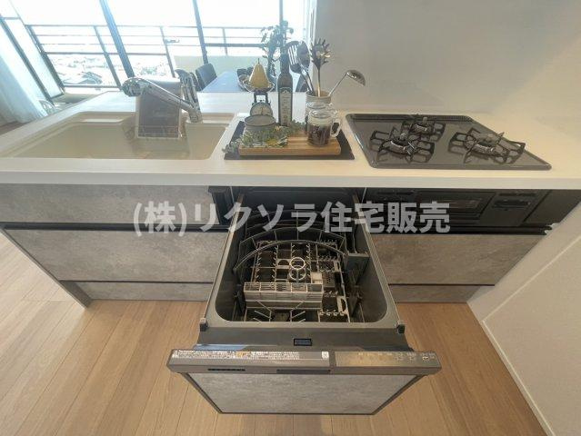 ディオフェルティ石切の設備|食器洗い乾燥機
■物件内覧・資金計画相談・住宅ローン相談、リフォーム相談、お問合せ受付中■
※当日・翌日のご内覧、ご相談はお電話でのお問合せがスムーズです！