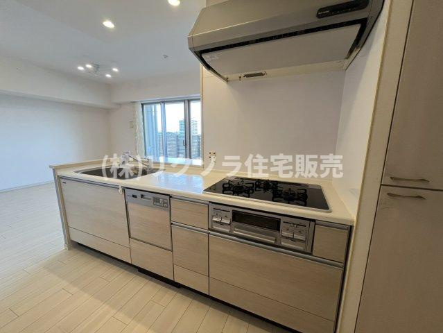 ブランズタワー香里園ロジュマンのキッチン|■物件内覧・資金計画相談・住宅ローン相談、リフォーム相談、お問合せ受付中■
※当日・翌日のご内覧、ご相談はお電話でのお問合せがスムーズです！