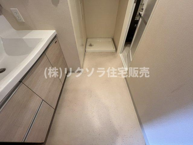 ブランズタワー香里園ロジュマンの脱衣所|■物件内覧・資金計画相談・住宅ローン相談、リフォーム相談、お問合せ受付中■
※当日・翌日のご内覧、ご相談はお電話でのお問合せがスムーズです！