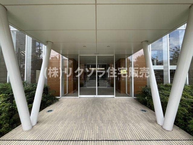 ブランズタワー香里園ロジュマン|オートロック付き
■物件内覧・資金計画相談・住宅ローン相談、リフォーム相談、お問合せ受付中■
※当日・翌日のご内覧、ご相談はお電話でのお問合せがスムーズです！
