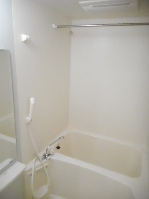 サンヴィレッヂ伍番館の浴室|バス