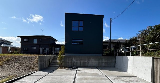 山形市みはらしの丘3丁目　新築（未入居）