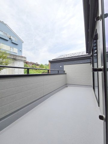 青梅市長淵３丁目　全７棟のバルコニー