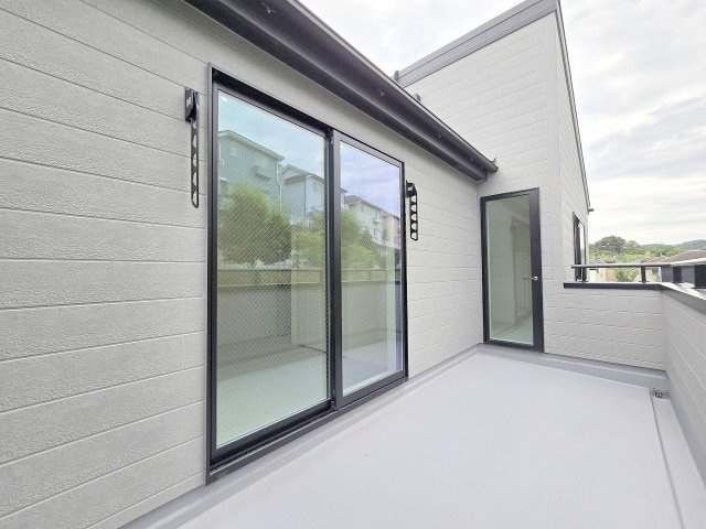 青梅市長淵３丁目　全７棟のバルコニー