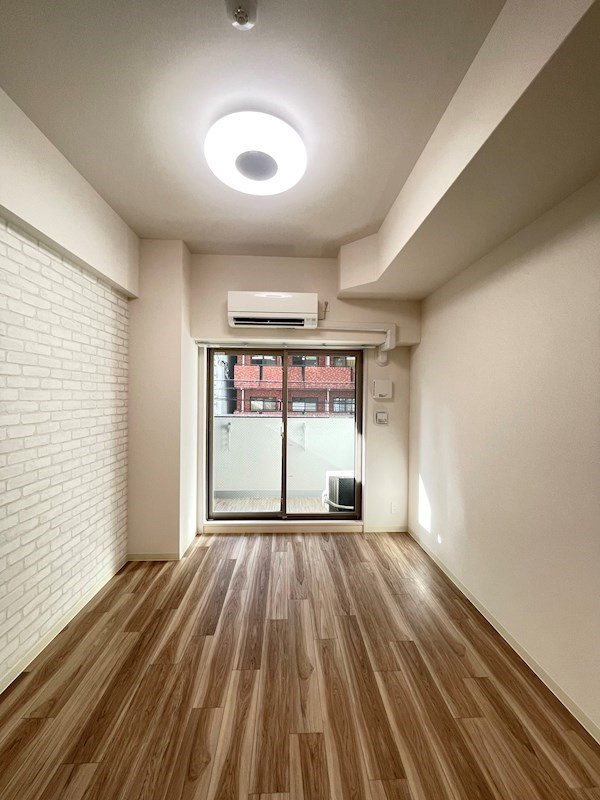 プレサンス三宮セントウエルの寝室