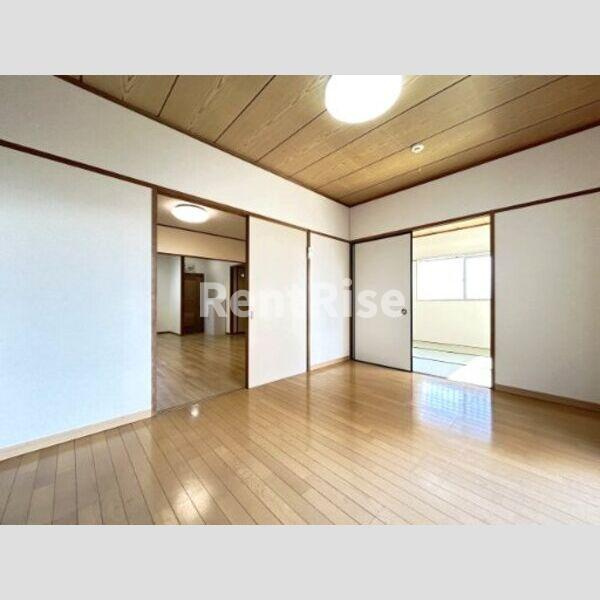 氏永ハイツの洗面所