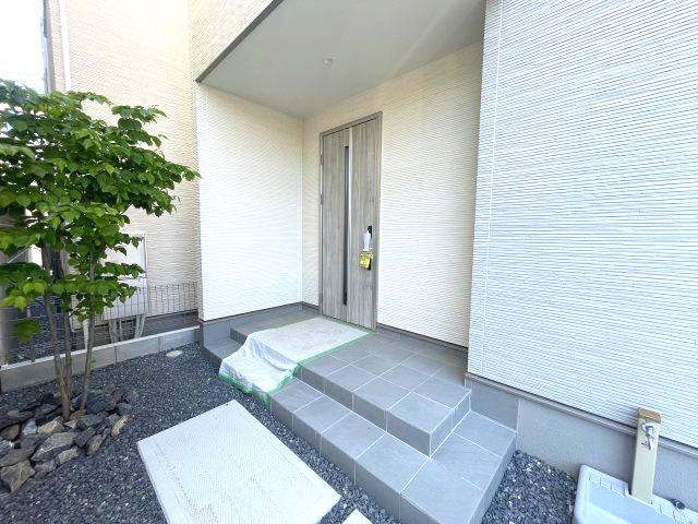 西区古江東町　№35749のその他|玄関前