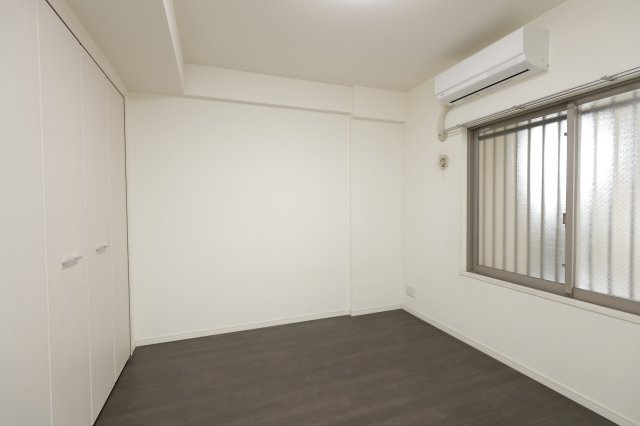 レーベンリヴァーレリバー・スイートの洋室