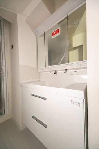 ＬＵＭＩＣＩＴＹ月島（ルミシティ月島）の洗面所|※写真は同タイプ住戸です。