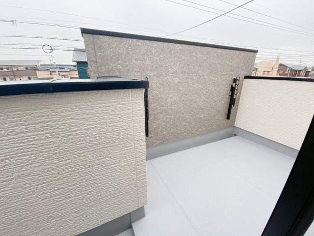 ハンダシハナゾノチョウヨンチョウメのバルコニー