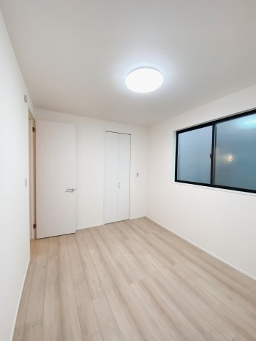 ハンダシハナゾノチョウヨンチョウメの洋室