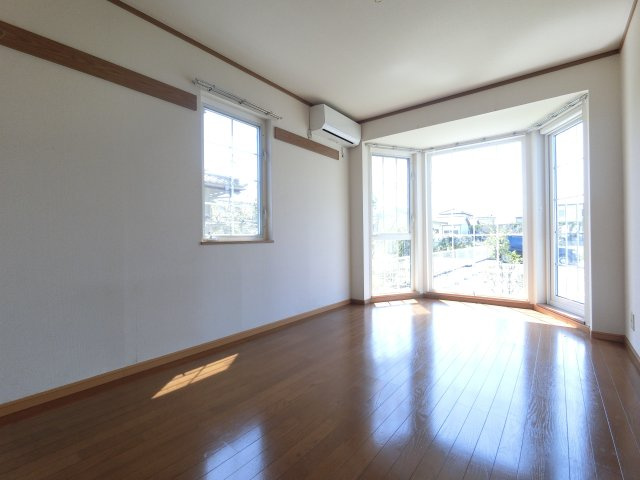 【居間・リビング】