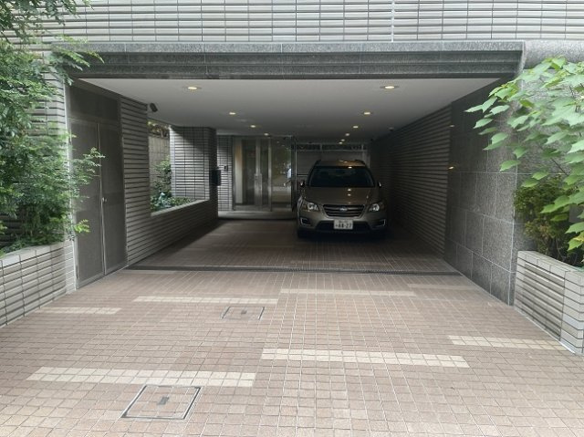 千代田区三番町の賃貸マンションのその他|駐車場