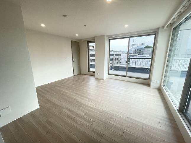 千代田区三番町の賃貸マンションの洋室