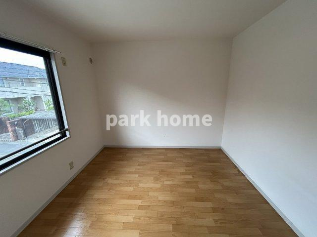 ディアス初月の洋室|落ち着いた色調の洋室です
※実際の写真と異なる場合がございます