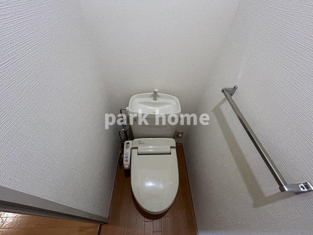 ディアス初月のトイレ|ゆったりとした空間のトイレです
※実際の写真と異なる場合がございます