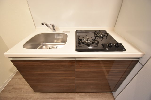 フォーリアライズ難波シエロのキッチン
