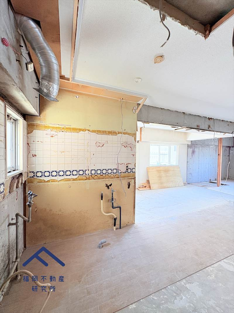 新栄アンピール板付のキッチン