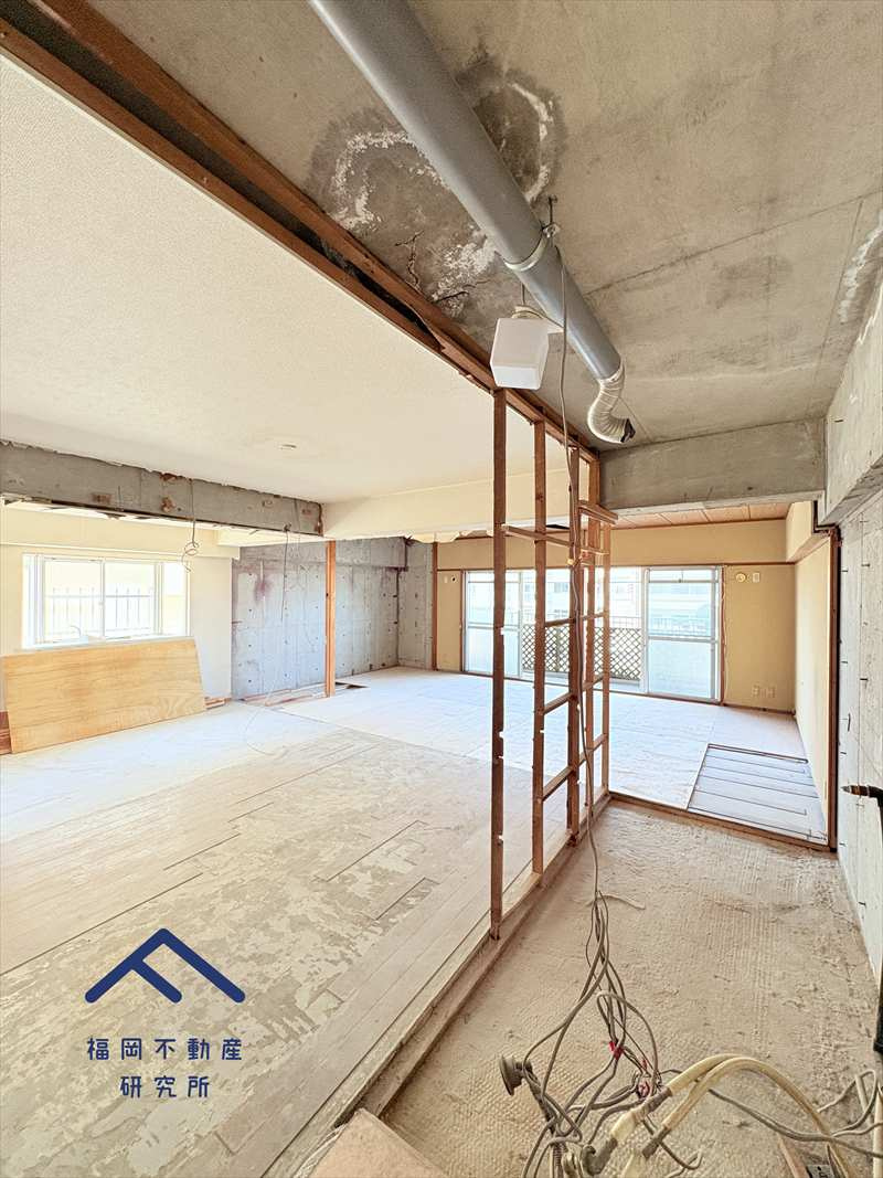 新栄アンピール板付の浴室