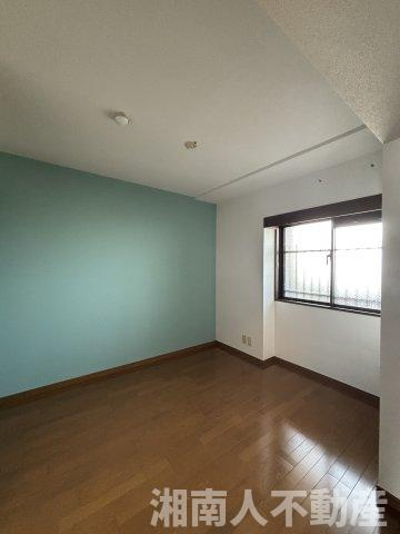 ダイアパレス茅ヶ崎南湖の洋室|広々とした洋室です