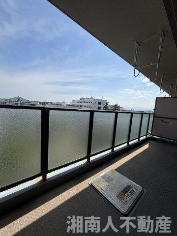 ダイアパレス茅ヶ崎南湖のバルコニー|外からの目が気にならないバルコニーで洗濯物が干せます