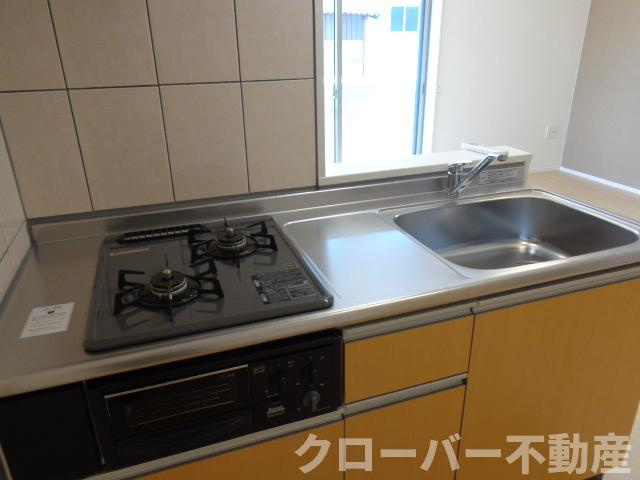 トライアングルのキッチン|キッチン