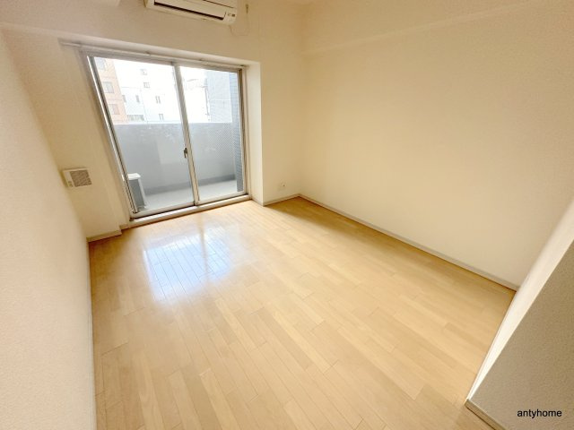 アーデン堺筋本町　仲介手数料無料の寝室