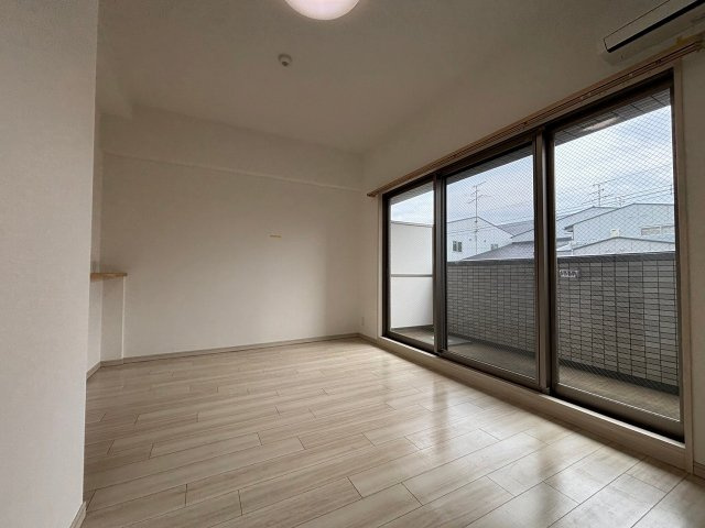 CITY　SPIRE西中島の居間・リビング