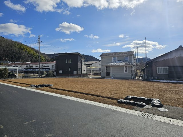瑞浪市稲津町小里　分譲地の外観