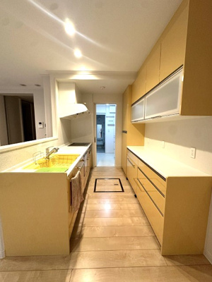 【キッチン】 | 連島中央　売家 | 大容量収納のキッチン・パントリー