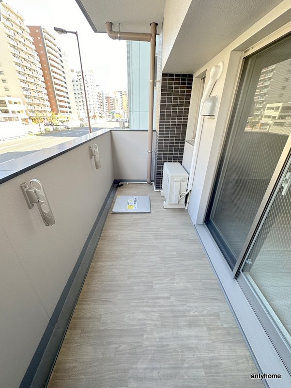 エスグランデ難波グランツ　仲介手数料無料のバルコニー