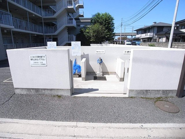 レックス小山プレニエのその他共用部分|ゴミ集積所