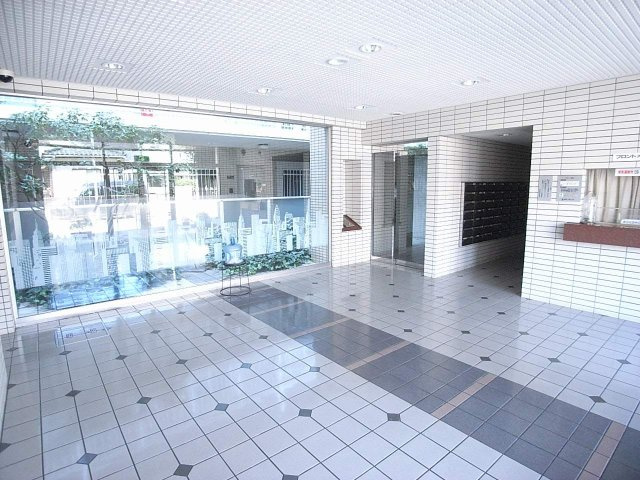 レックス小山プレニエのロビー